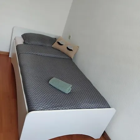 شقة Dinn يايتشه